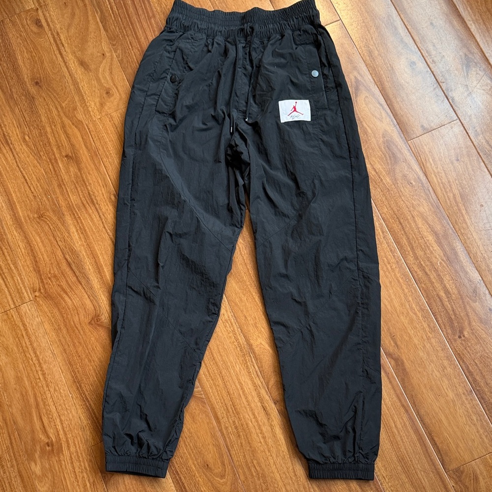 Nike Jordan Black Women’s Woven Pants with Logo